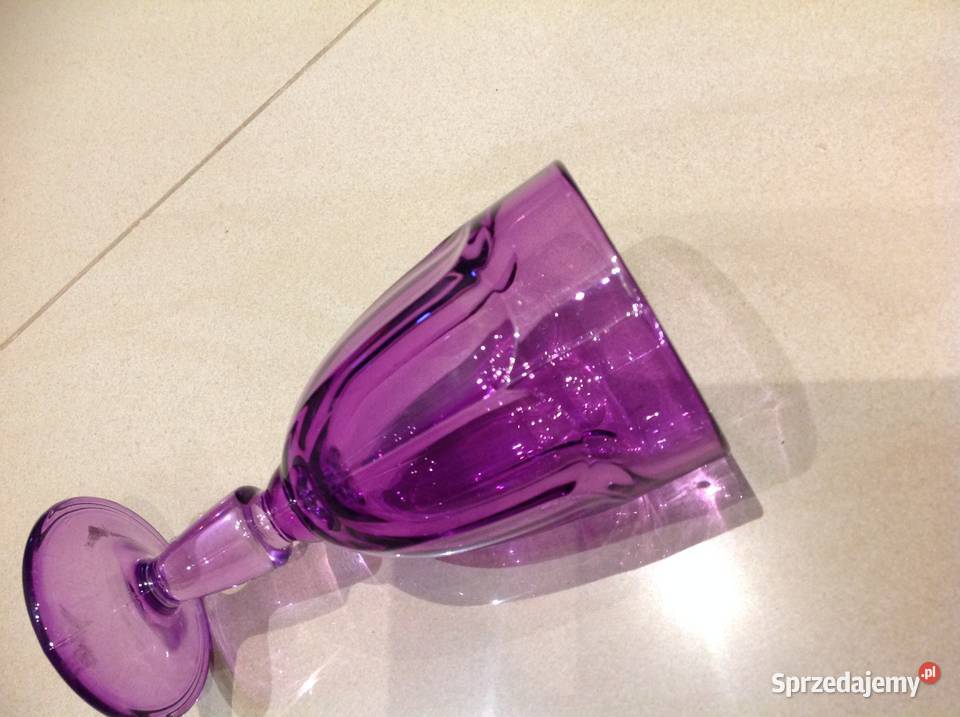 Kielichy Pucharki Szklane do Wina Wody 4 sprzedam