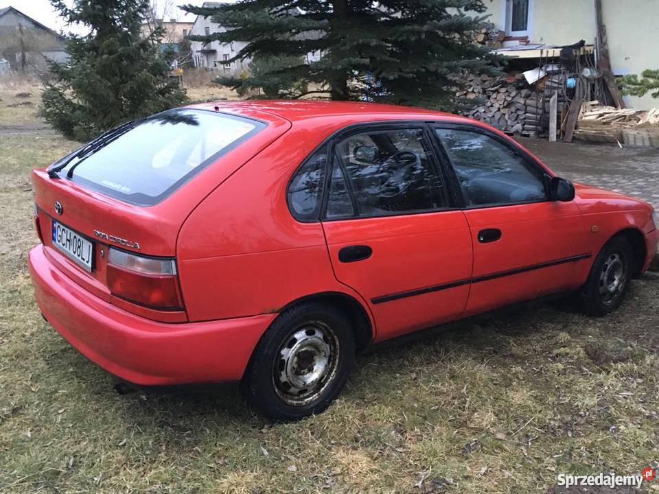 Toyota corolla e10