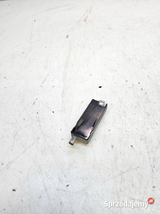 WZMACNIACZ ANTENOWY AUDI A3 A4 A6 4F9035225R Przystajń