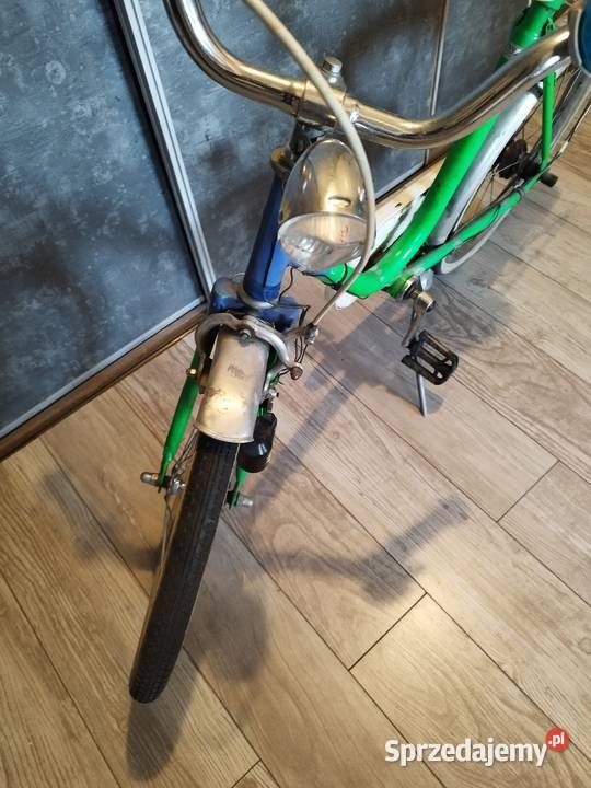 Stary rowerek dziecięcy