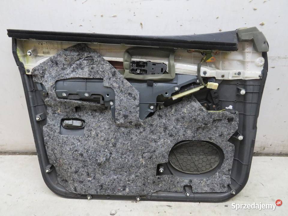 BOCZEK DRZWI PRAWY PRZÓD LAND CRUISER 120 osobowe sprzedam