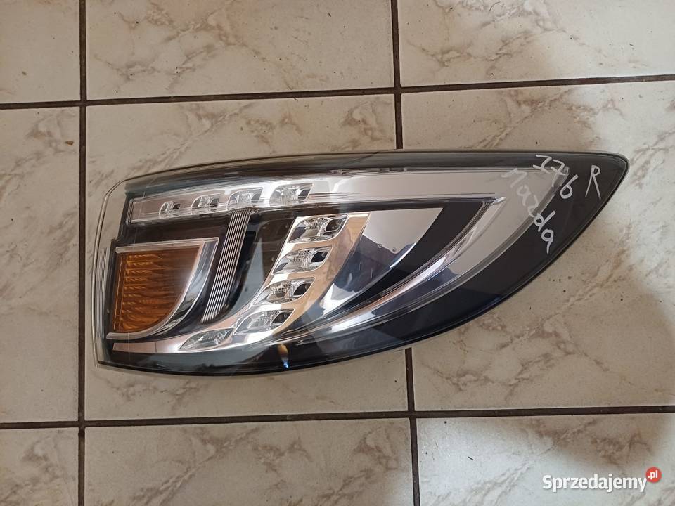Lampa tylna prawa Mazda 6 Kombi GH 2011 r Domiarki