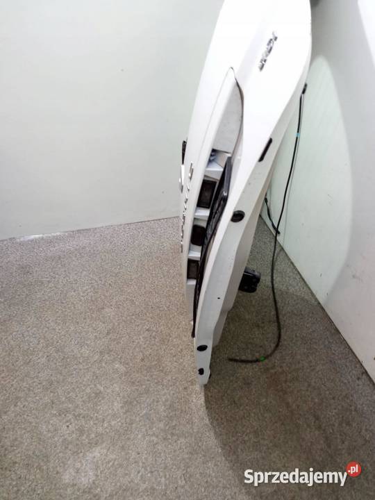 KLAPA TYŁ SZYBA DV369 Renault Scenic III 2009 świętokrzyskie