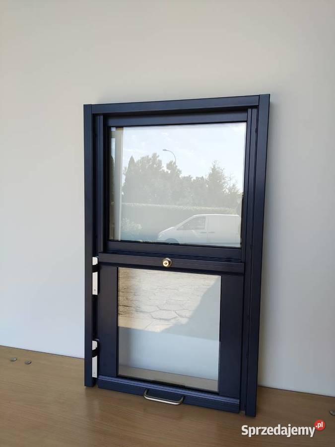 okno podnoszone do góry do baru lokalu kontenera Warszawa