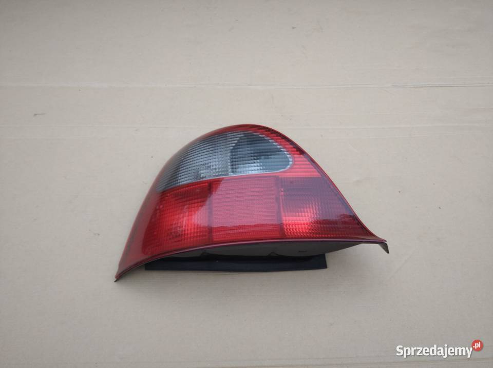 Rover 25 lampa lewy tył lewa tylna tylnia osobowe Jarocin
