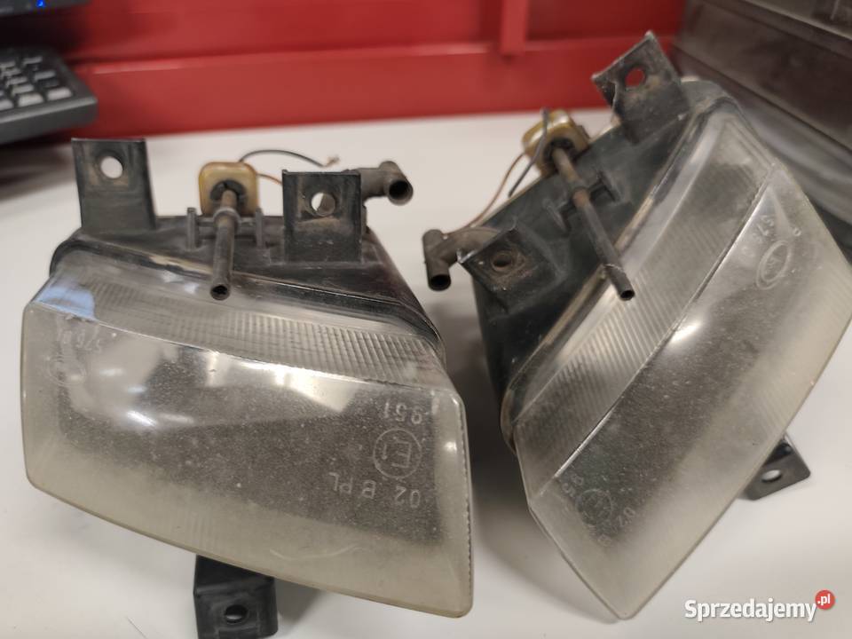 OPEL OMEGA HALOGEN PRZECIWMGIELNE PRZÓD PRAWA Toruń