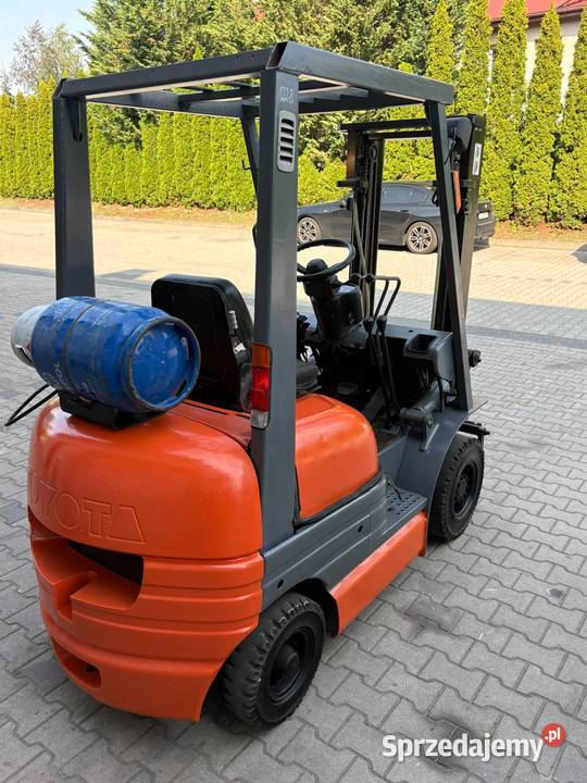Wózek widłowy Toyota 6FG15 Lublin sprzedam