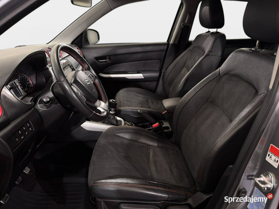 Suzuki Vitara 14 140 M6 4x4 2016 r komplet opon Myślenice