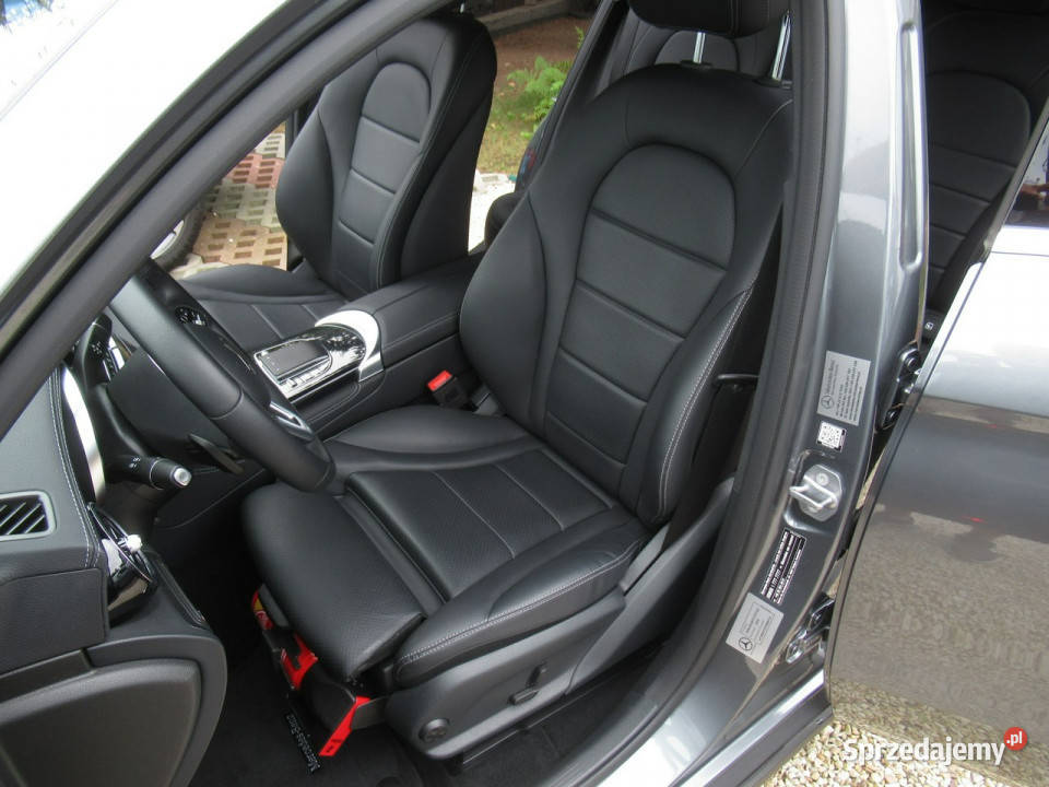 Mercedes GLC 200 BEZSZKODOWY COUPE Salon Polska światła przeciwmgielne