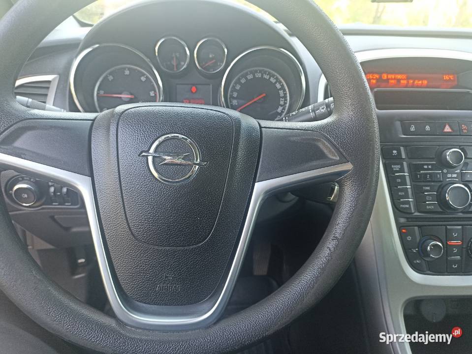 Opel Astra j hatchback 17 diesel Isuzu 2010 nieuszkodzony Kielce