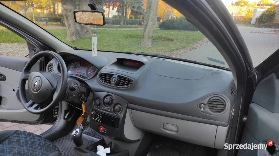 Renault Clio 2007 12 benzyna z clima tanio isofix Chodzież sprzedam