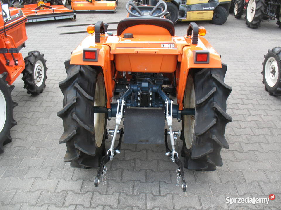 Kubota B serja 4x4 IDEALNY STAN KOLEKCJONERSKA Mroków