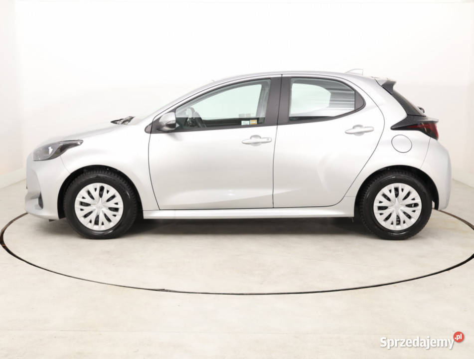 Toyota Yaris 15 VVTi Hybrid wspomaganie kierownicy sprzedam