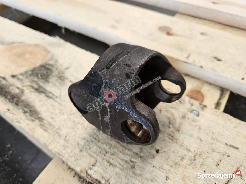 Łącznik półosi FWD Massey Ferguson 3225 3220 Byków sprzedam