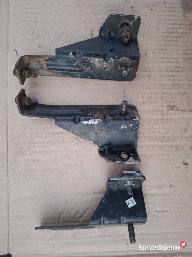 Mocowania zderzaka wsporniki blachy Fiat 126p