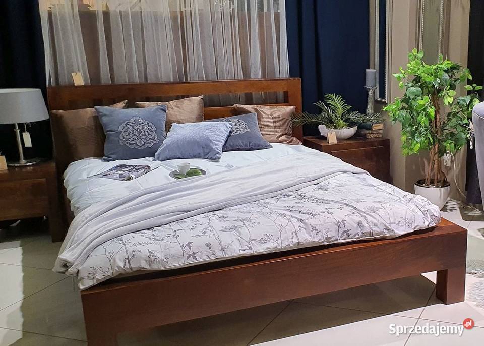 Duże drewniane indyjskie łóżko 180x200 brązowe z mango