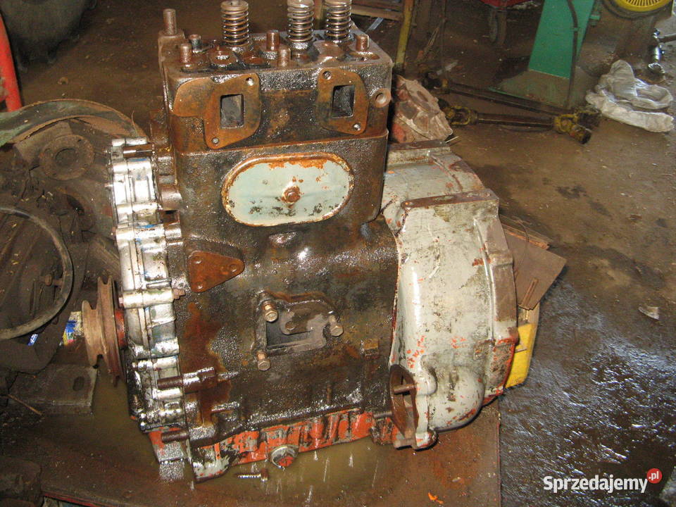 orgnalna głowica ursus 325 330 miska olejowa i Ryki sprzedam