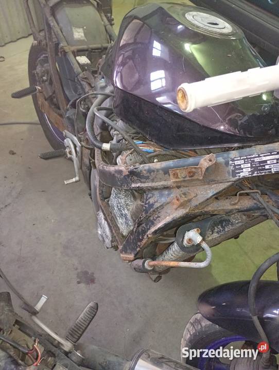 Części Suzuki gsx 750 Brzeg sprzedam