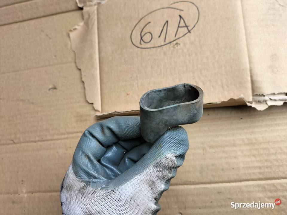 FIAT 126P 126 P ELEGANT MALUCH OSŁONA ŚRUBY Kamień-Kolonia