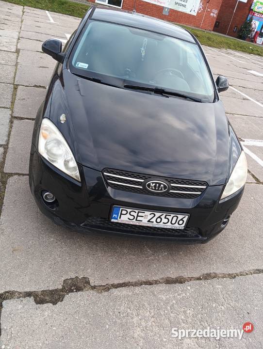 Kia Ceed uszkodzona do napraw lakierniczych 1600cm3
