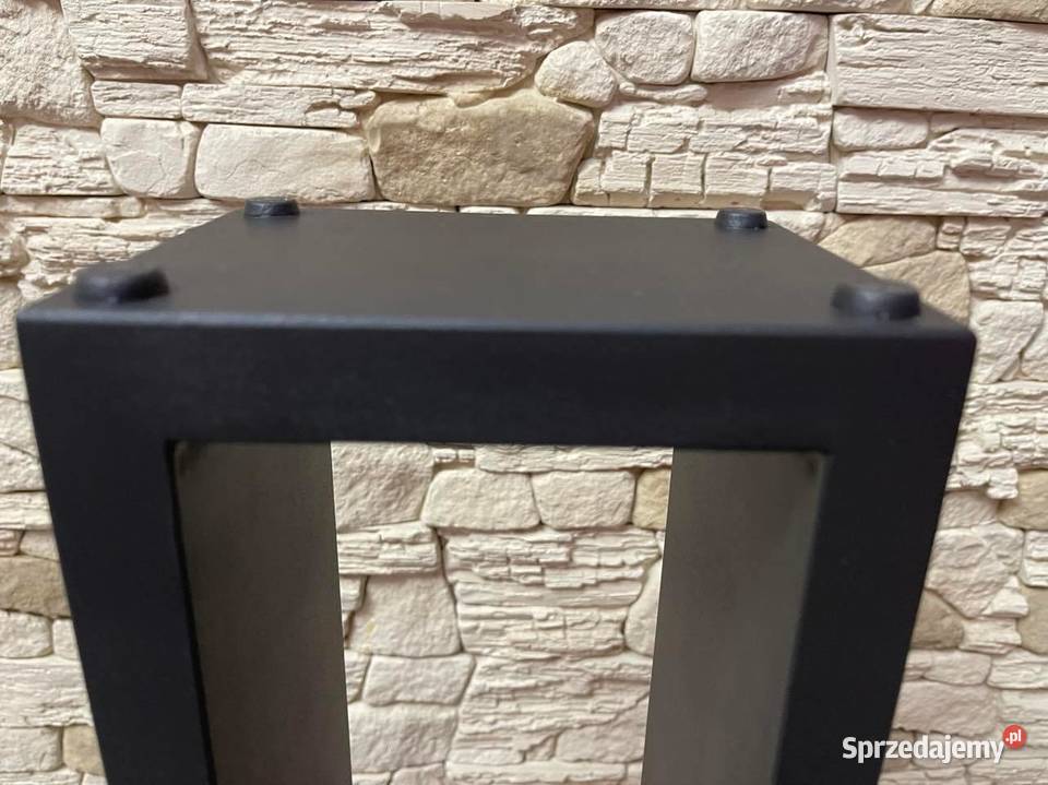 Stojak drewniany na papier toaletowy czarny mat