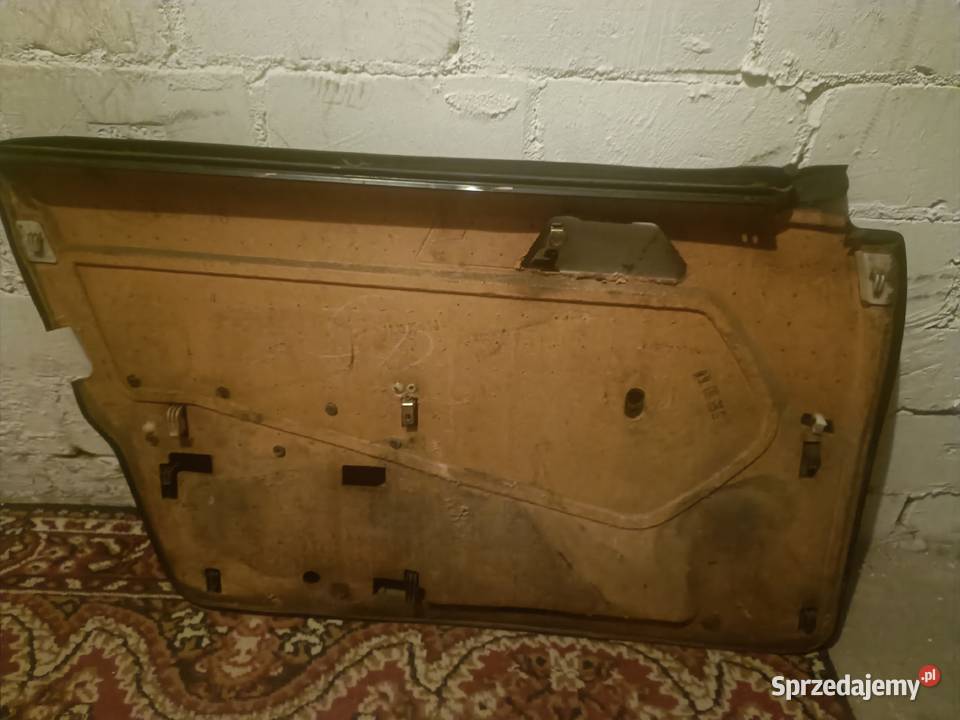 Mercedes 124 tapicerka prawy boczek przednich Katowice