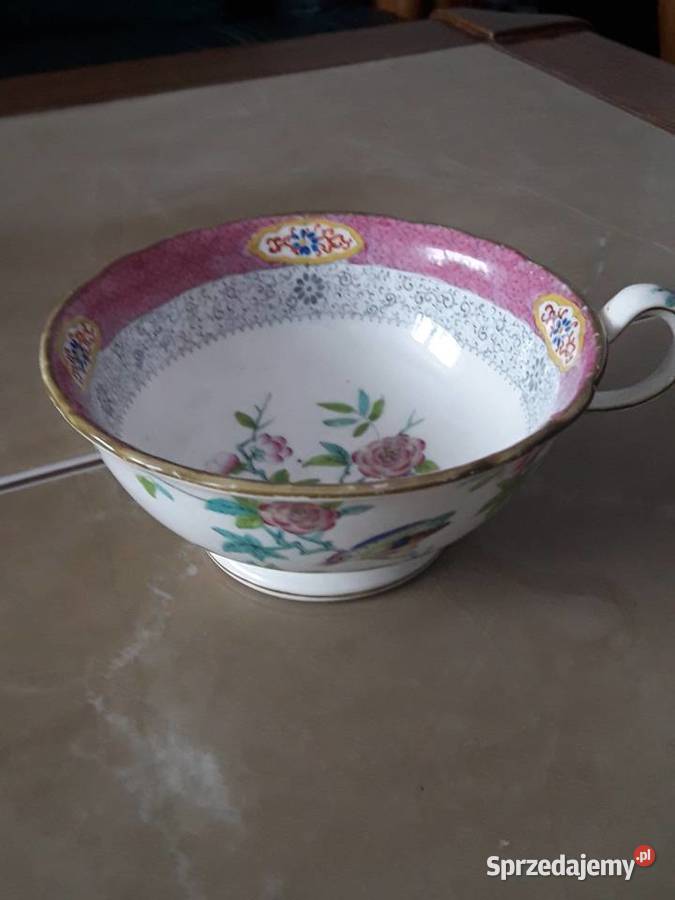Antyczna filiżanka z porcelany skaleniowej M B Janów Lubelski