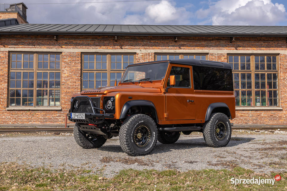 Land Rover Defender 90 Italian REDFOX DEFENDER Uściąż