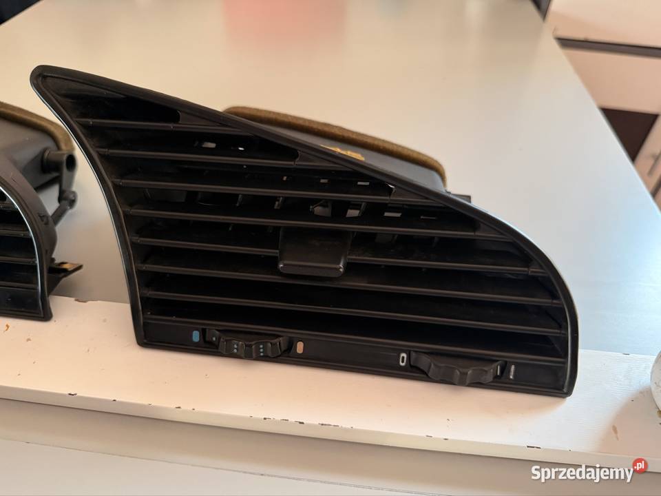 Centralna kratka nawiewu klimatyzacja BMW e36 Kratki nawiewu Goleniów