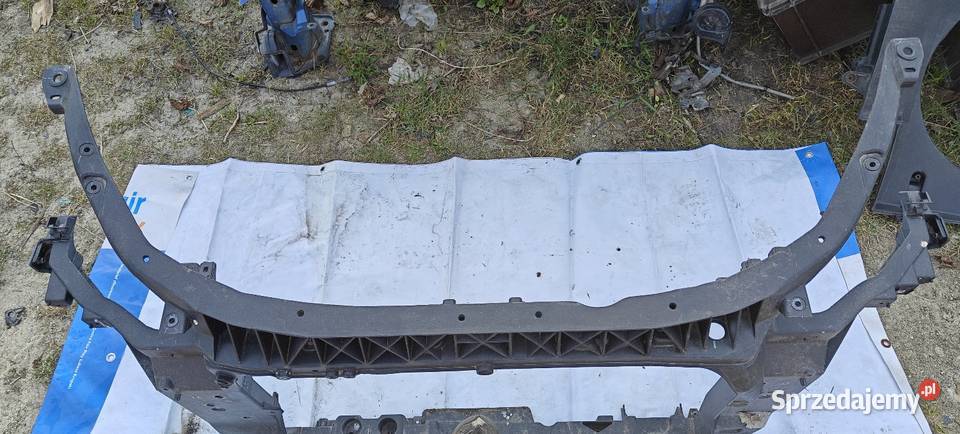 Hyundai i10 0811 Pas przedni wzmocnienie czołowe sprzedam