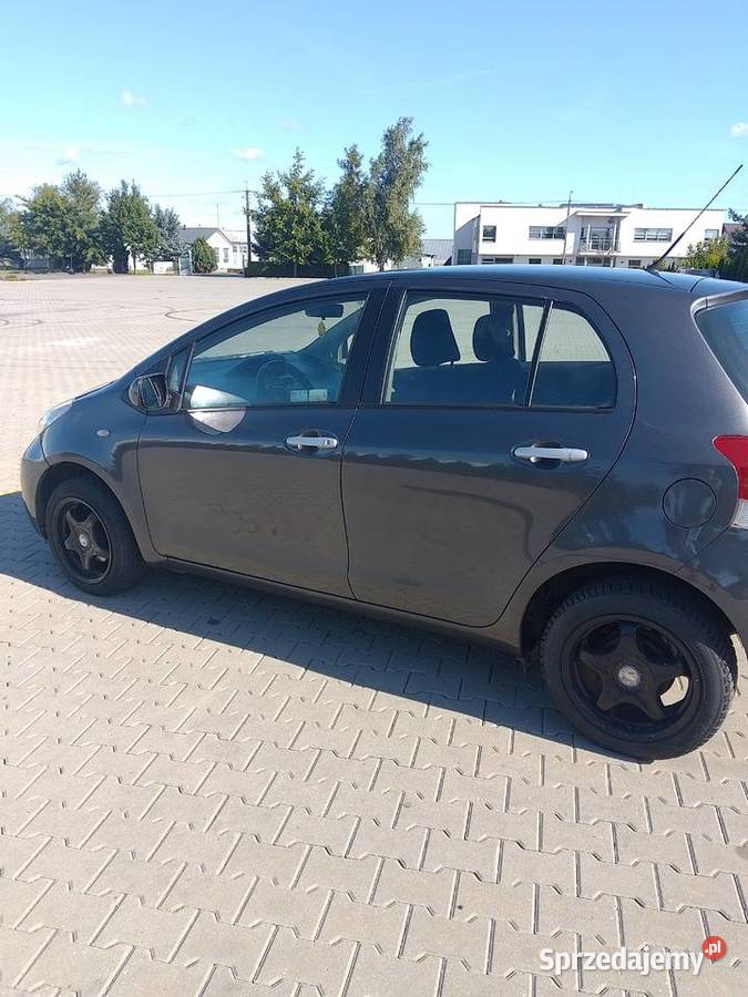 Sprzedam Toyota Yaris 2011r 101KM Yaris Kowal