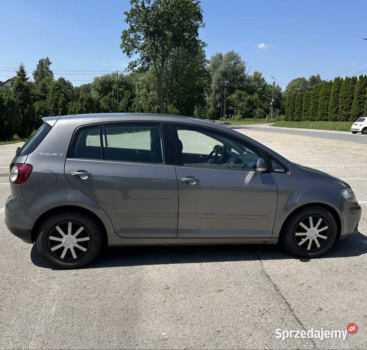Volkswagen Golf 5 plus 16 benzyna 2006r nieuszkodzony