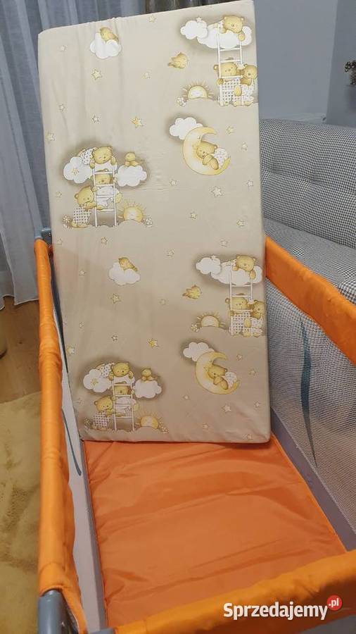 Łóżeczko turyst nowe dziecko granicą Głogów