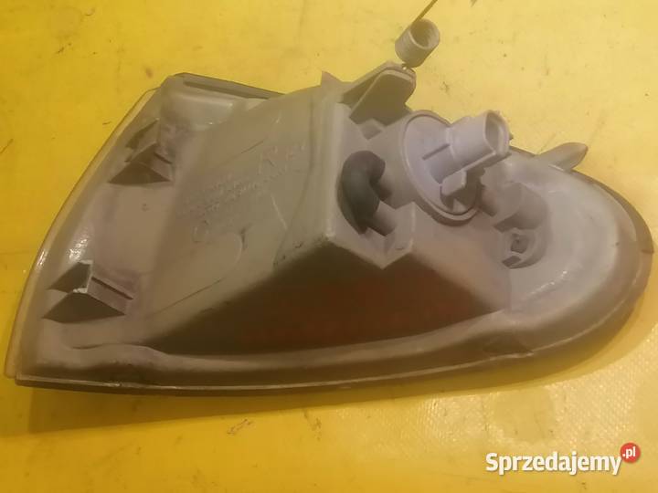 kierunkowskaz prawy 21037776 Mitsubishi Colt 4 Piotrków Trybunalski sprzedam