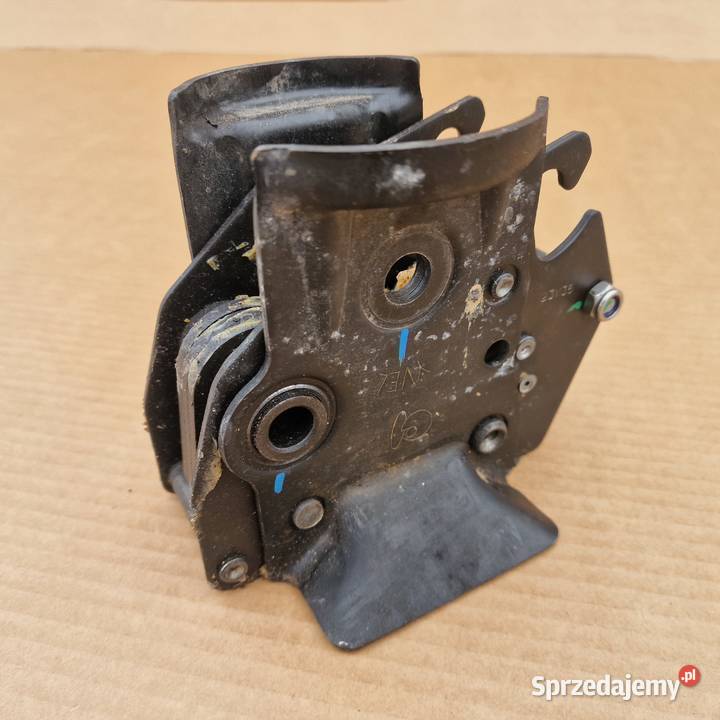 VOLVO FH4 ZAMEK KABINY RYGIEL 22247233 Bieleń