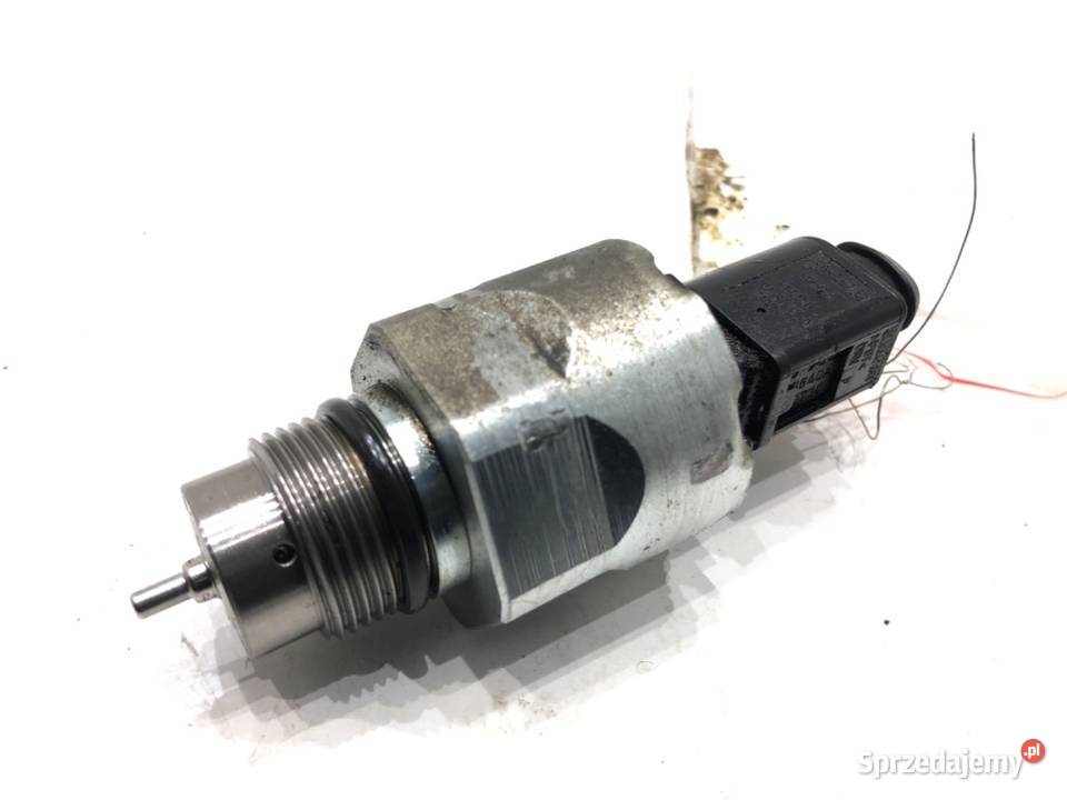 REGULATOR CIŚNIENIA PALIWA VW GOLF VI 16 105