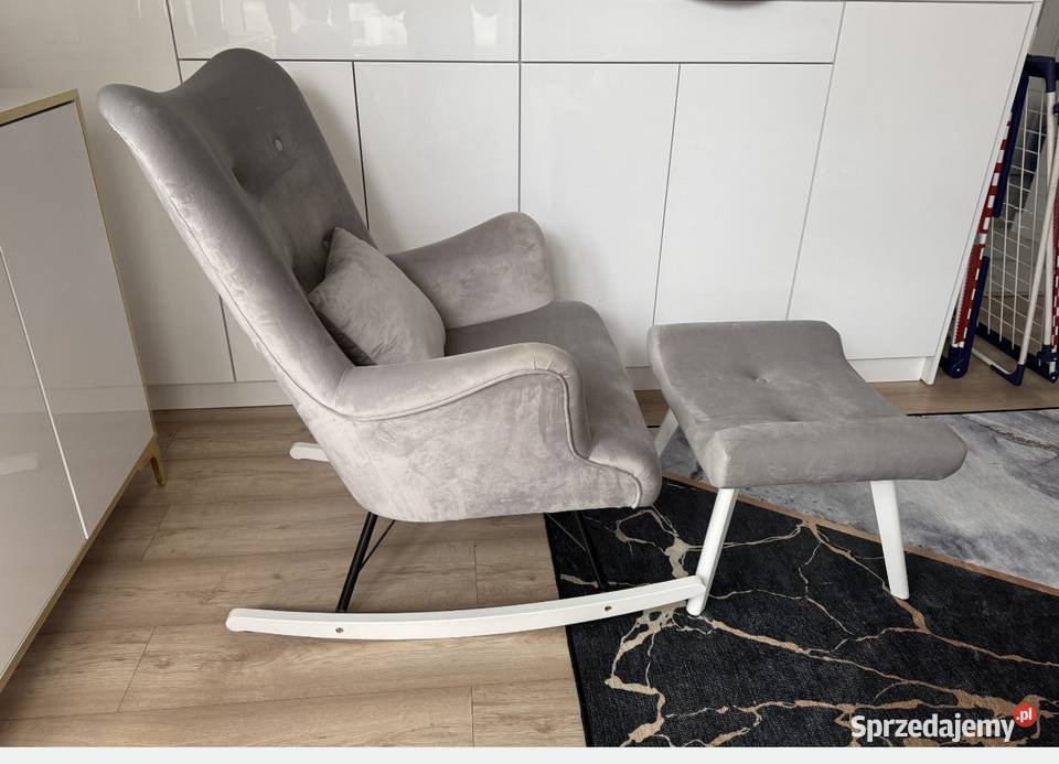 Piekny Solidny fotel bujany z podnóżkiem Siedlce