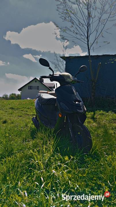 Skuter 100cc 4T zarejestrowany ubezpieczony brak Harta sprzedam