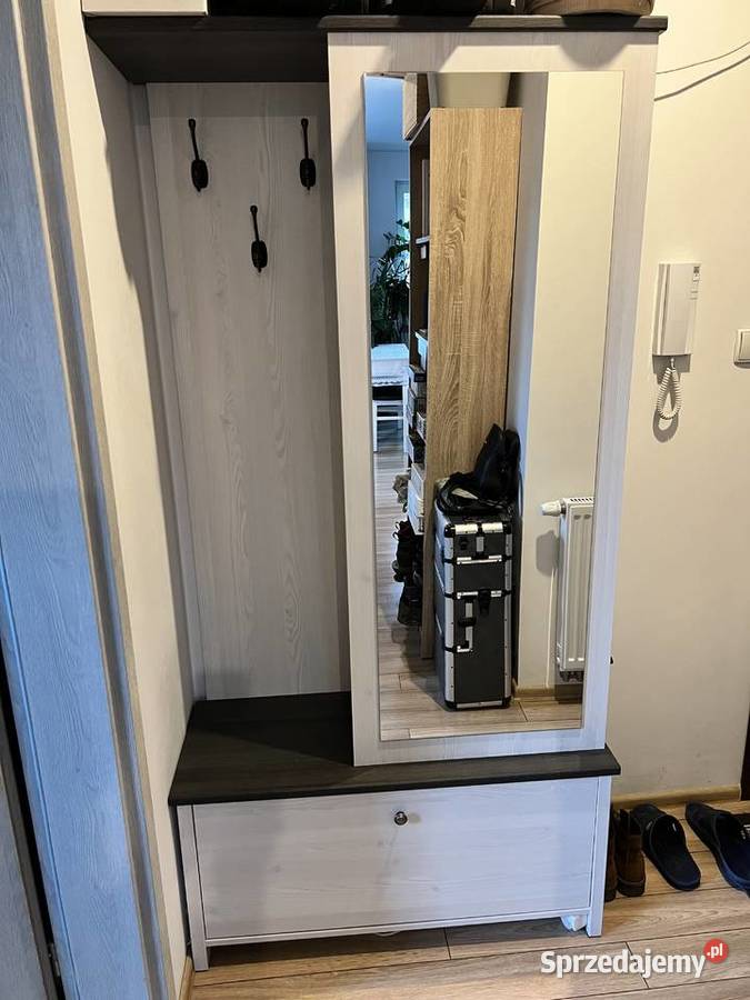 Sprzedam garderobe w stanie Bielsko-Biała