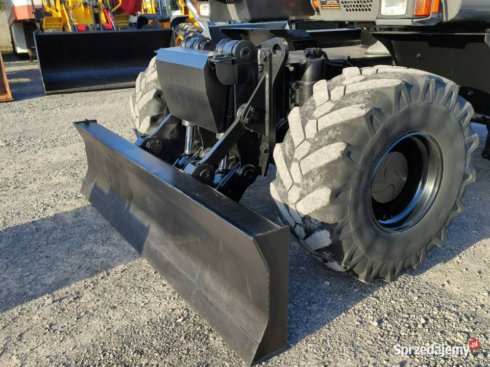 kołowa Hitachi ZX140 Koparka Kołowa Bez Luzów i Rok produkcji 2011 świętokrzyskie Widełki
