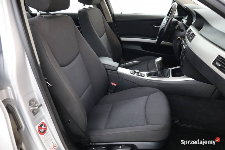 BMW 3 318 i nieuszkodzony sprzedam