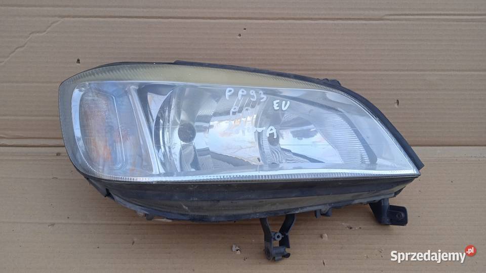 ZAFIRA A LAMPA PRZÓD PRAWA EU osobowe Zbierkowo
