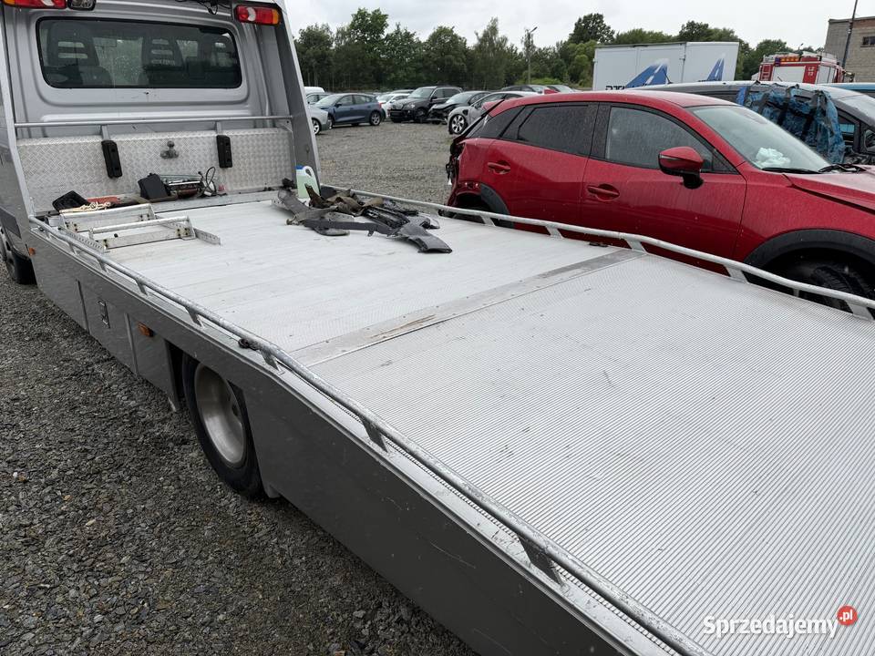 IVECO DAILY 30 180 Laweta 2008r Lift Sprawna opolskie Prudnik sprzedam