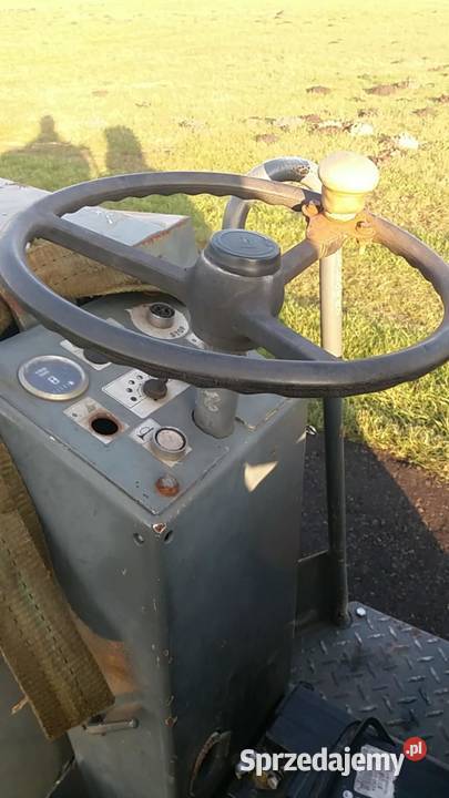 Walec bomag 2t z wibracją