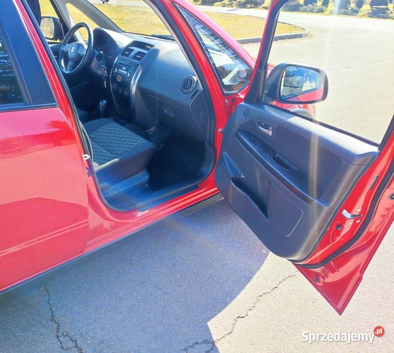Ładny Suzuki SX4 20 benzyna z gazem 4x4 automat aluminiowe felgi Domaradz
