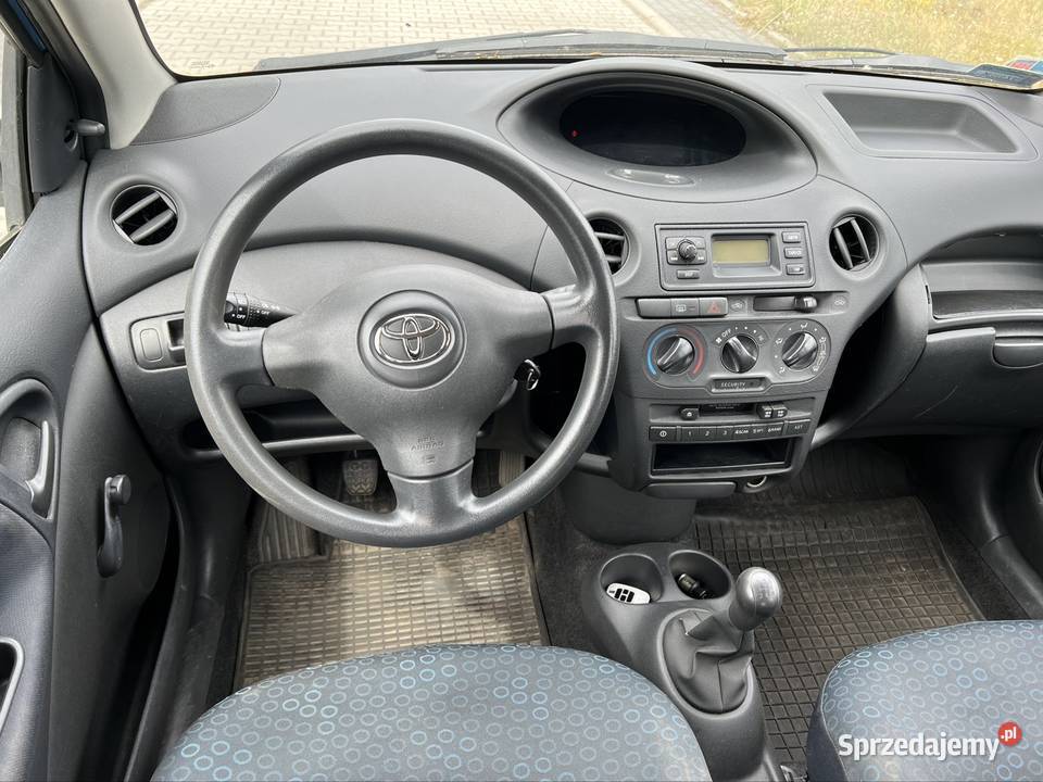 Toyota Yaris 10 VVTi 65 2003r Rusty look Zielona Góra