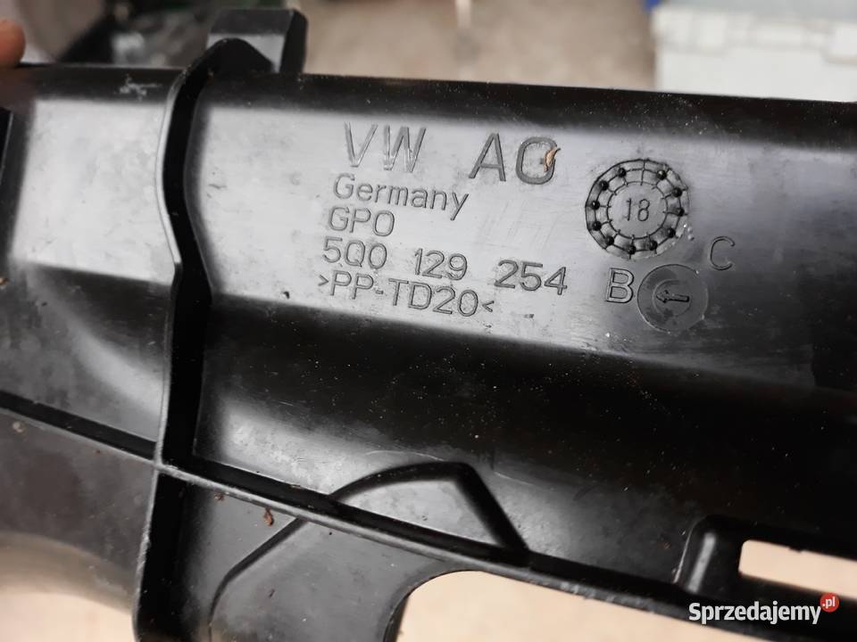 VW VOLKSWAGEN AUDI WLOT POWIETRZA 5Q0129254B wielkopolskie Międzychód