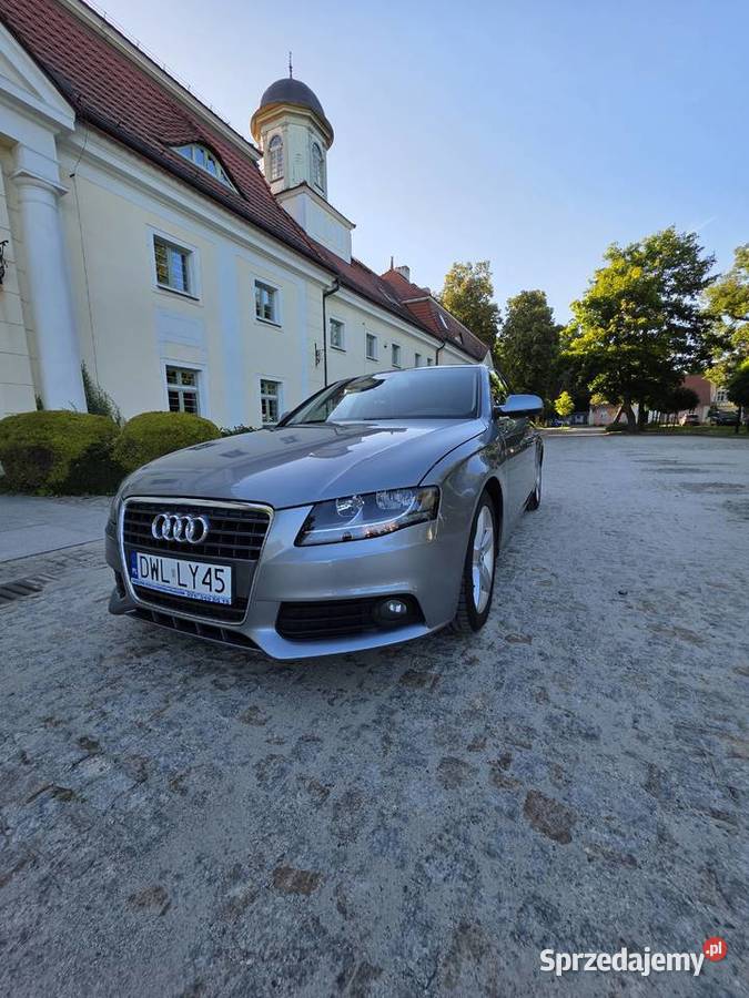 Audi a4 b8 Sedan szary 2010 stan idealny diesel A4 Brzeg Dolny sprzedam