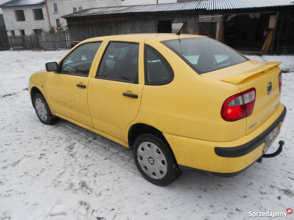 Seat Cordoba 14 MPI Poświętne