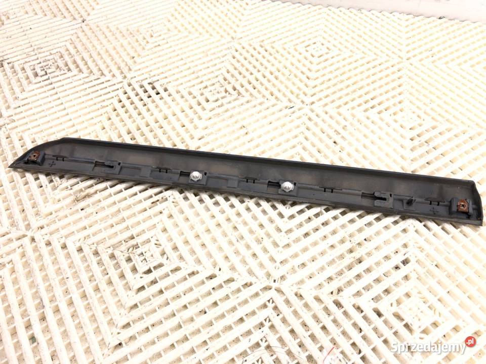 LISTWA DRZWI PRAWY TYŁ VW PASSAT B8 Kombi